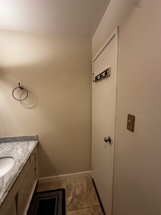 Photo - 932 Peninsula Ave Unidad 932 peninsula ave apt 404