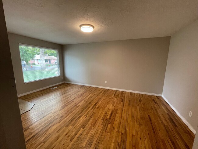 Photo - 1355 E 4170 S Unit 1