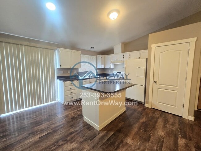 Photo - 1120 S 90th St Ct