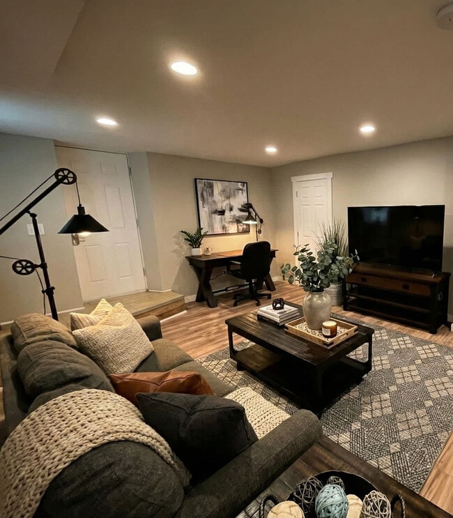 Photo - 710 N Franklin St Unidad SI ID1604272P