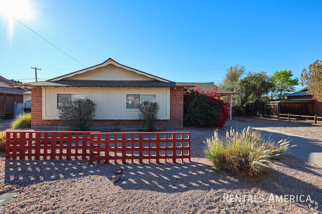 Building Photo - 8439 E Roanoke Ave Rental