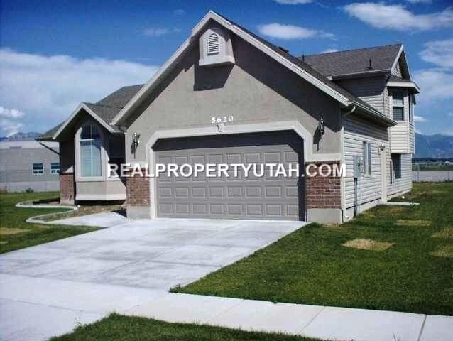Photo - 4 Bedroom 3 Bath Home Available in Hooper