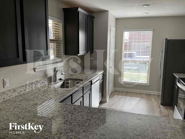Photo - 179 Aster Dr