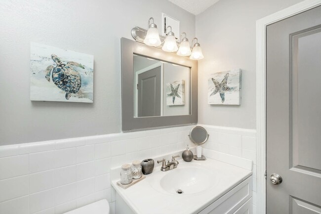 Bathroom vanity
