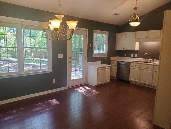 Photo - 18 Happy Valley Estates Dr