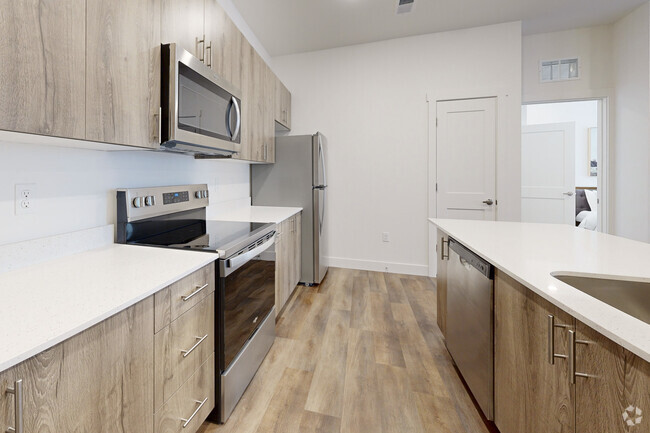 2BR, 2BA - 1,088SF - Kitchen - Ridge View Apartments