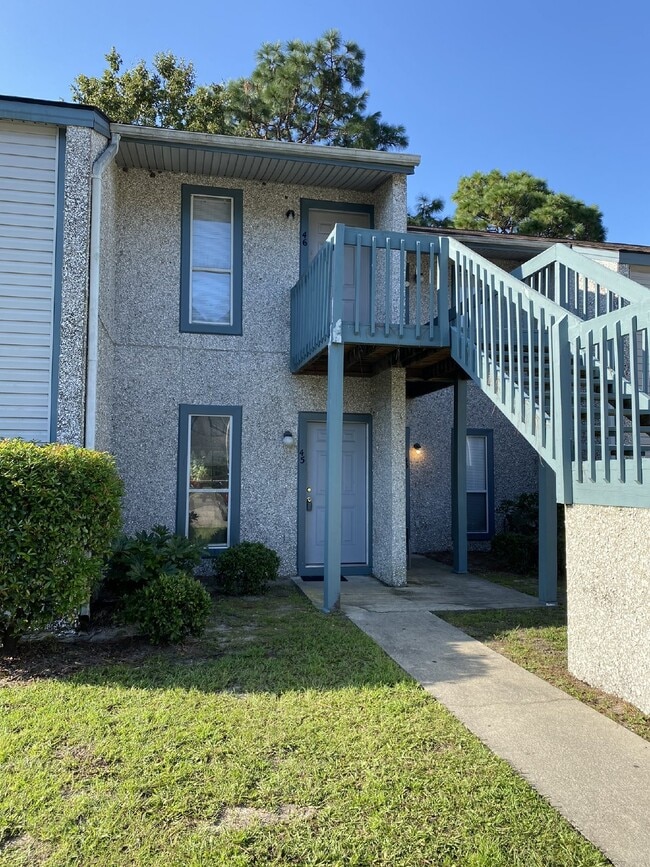 Building Photo - Apartment For Rent Unit 45