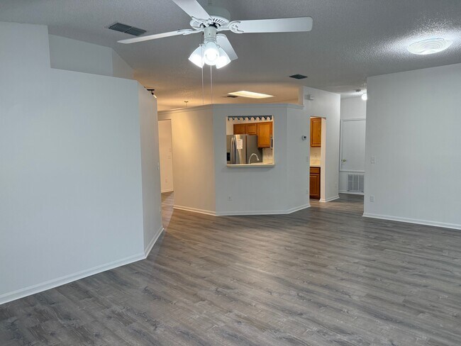 Photo - 1814 Windsor Oak Dr