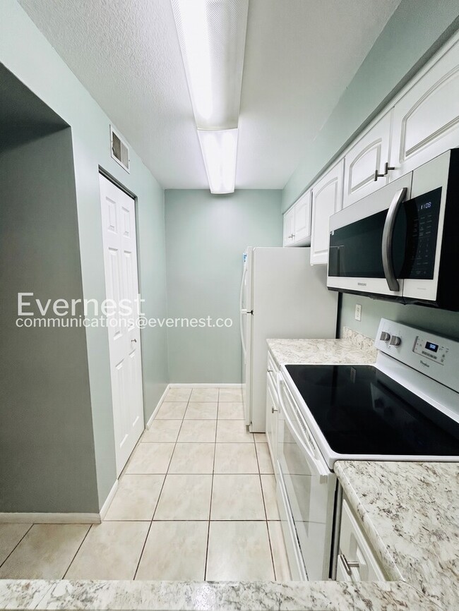 Photo - 2998 Bonaventure Cir Unidad APT 104