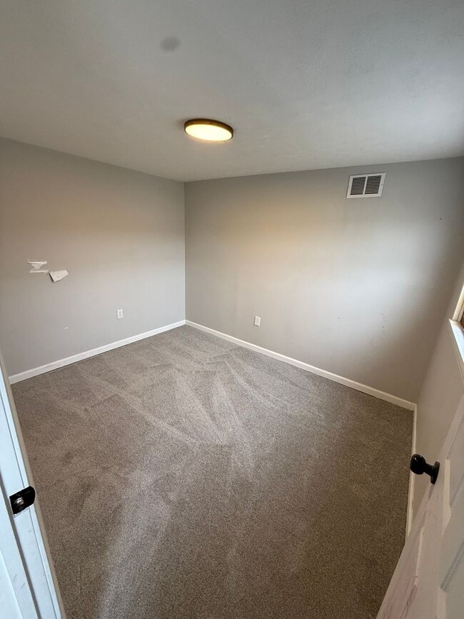 Photo - 2 bedroom 1 Bathroom House for Rent!