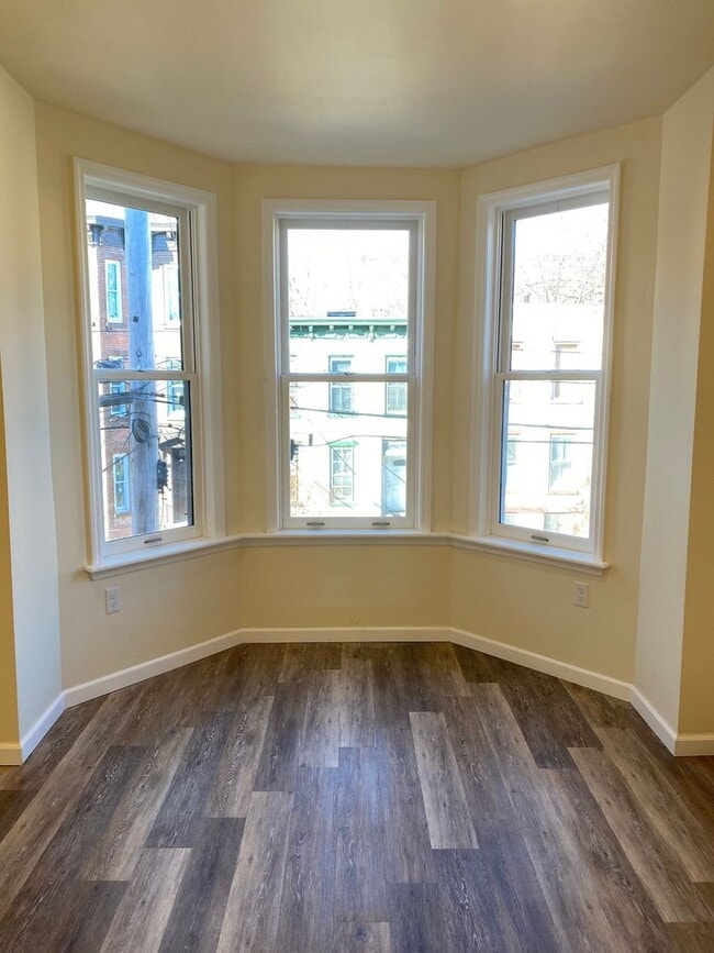 Photo - 12 S Miller St Unit 3