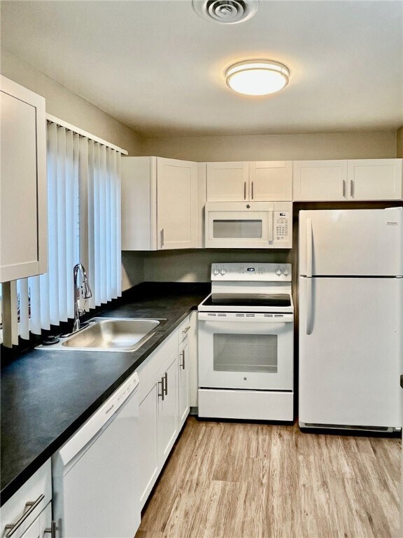 Photo - 296 S Fitzhugh St