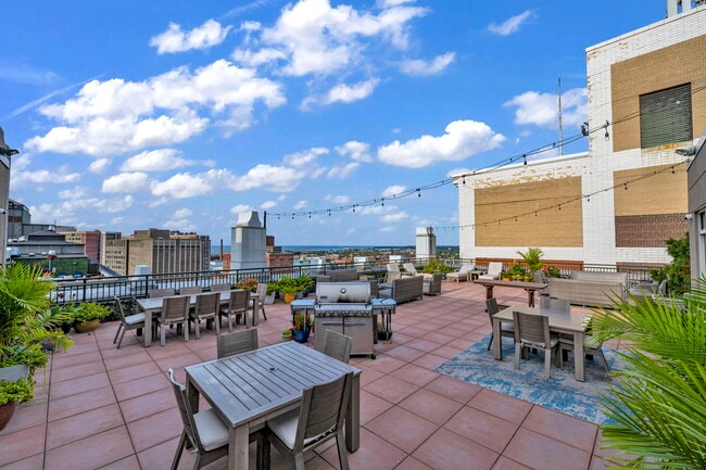 The Athlon - Rooftop Terrace - The Athlon Rental