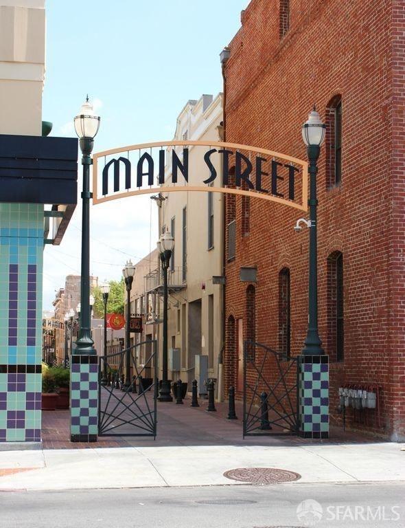 Photo - 21 S Claremont St