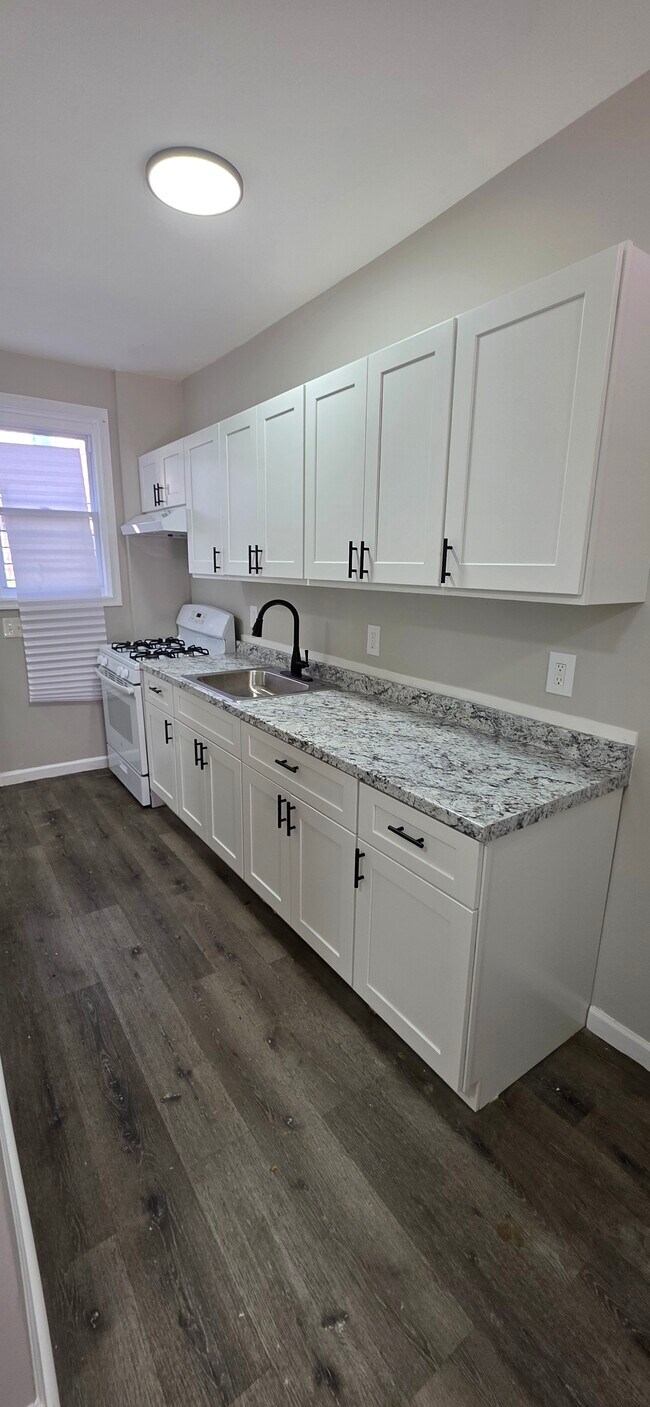 Photo - 719 N Belnord Ave