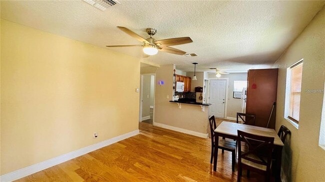 Photo - 850 E 19th St