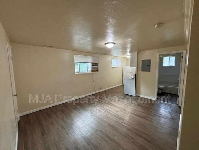 Photo - 1379 W 900 S Unit B1