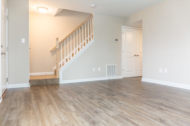 Photo - Greenhills Townhomes & Apartments