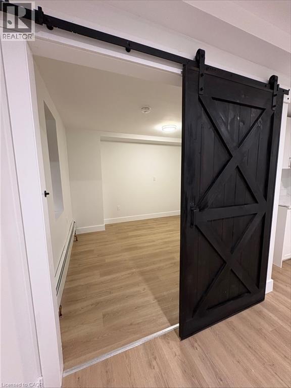 Photo - 803 King St Unité 2