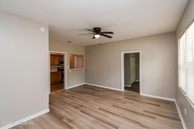 Photo - 4733 Irvington Ave