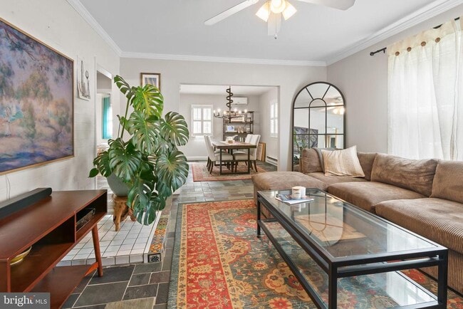 Photo - 214 Sumner Rd