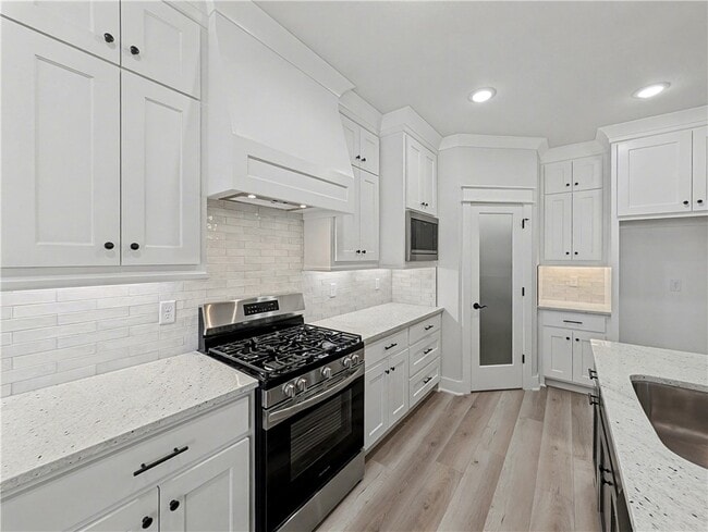 Photo - 7842 Scenic Vly Ave