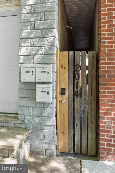 Photo - 2014 Fleet St