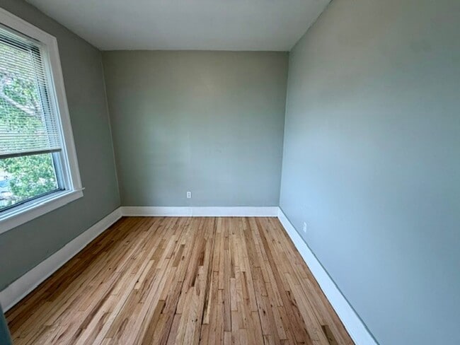 Photo - 14028/30 Faircrest Unit 14028  4 Upper