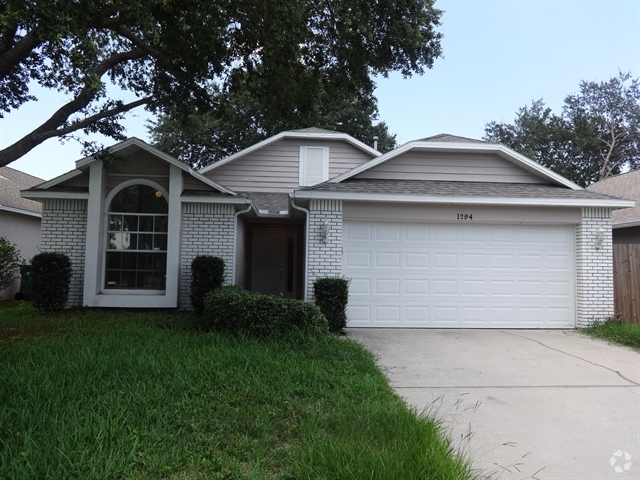 Building Photo - 1294 Cypress Bend Cir Rental