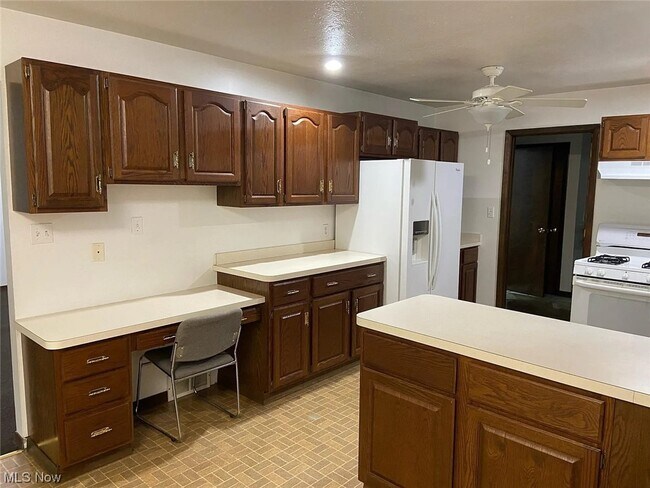 Photo - 6583 Harris Rd