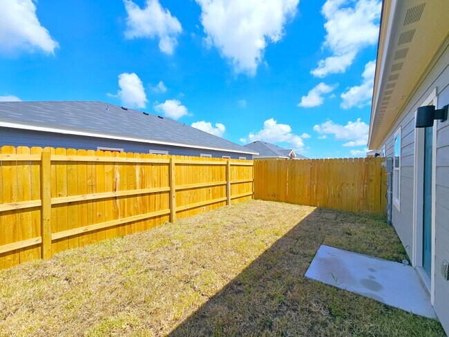 Photo - 2325 N Valley Cir