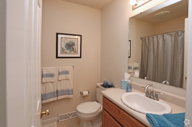 2BR - Bathroom