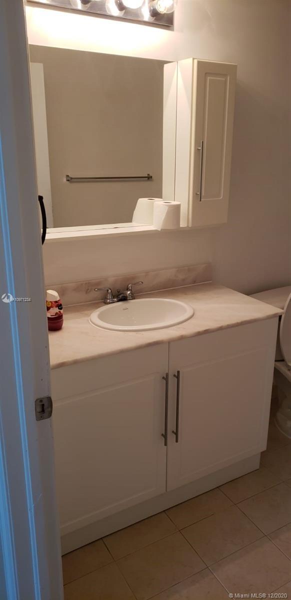 Photo - 275 NE 18th St Unit 1902