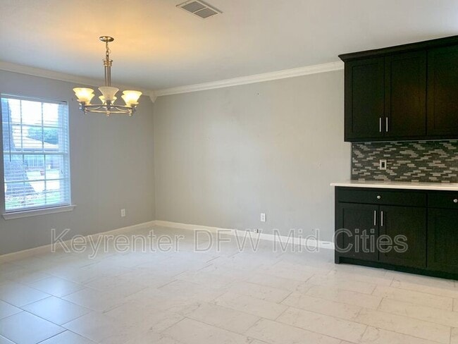 Photo - 505 E Scotland Dr