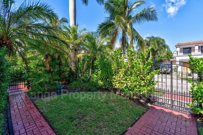 Photo - 194 Almeria Rd