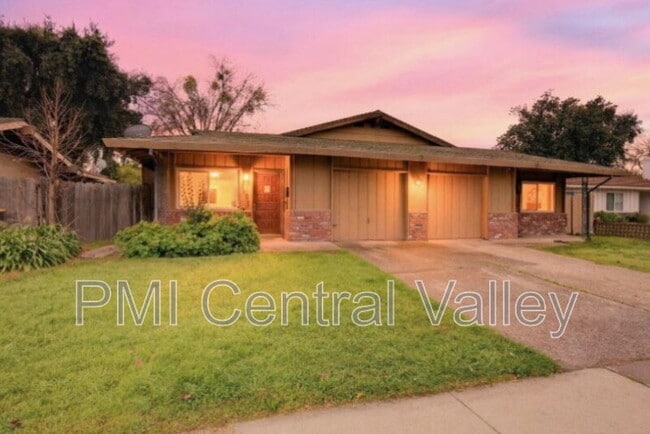 Building Photo - 3106 W Swain Rd