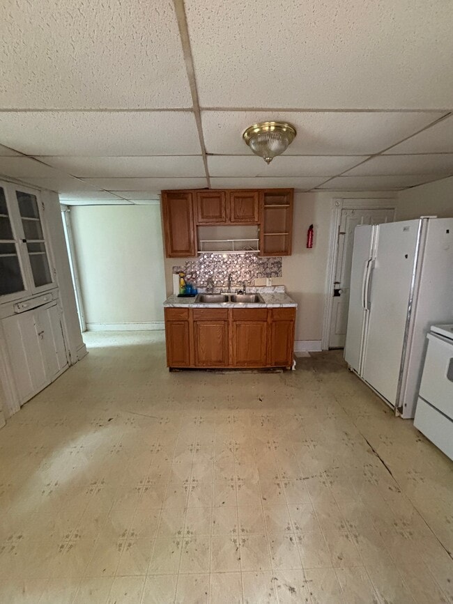 Photo - 720 Winchester Ave