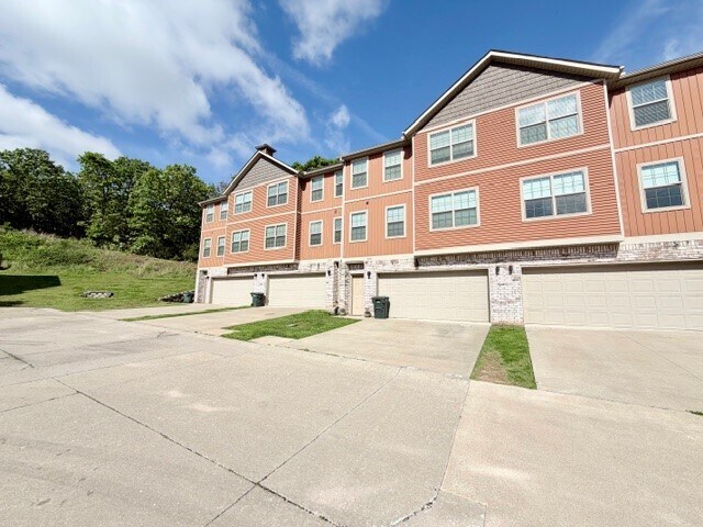 Photo - 287 S Breakwater Ln