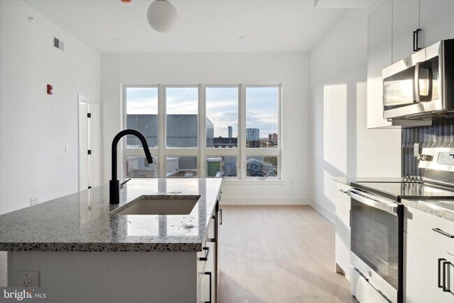 Photo - 1643 N 2nd St Unit 302