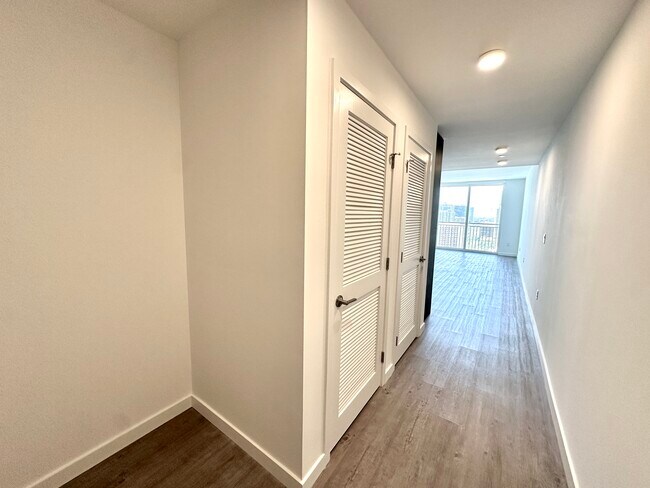 Photo - 114 NE 22nd St Unit A72