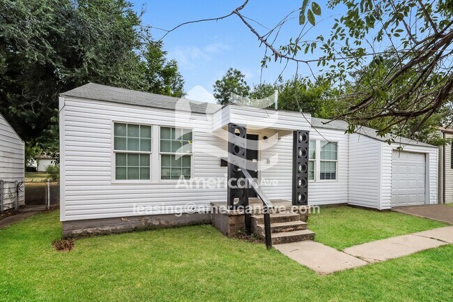 Photo - 3316 Pioneer Ave