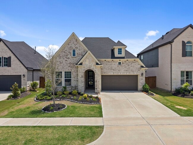 Building Photo - 7214 Oak Grv Trl