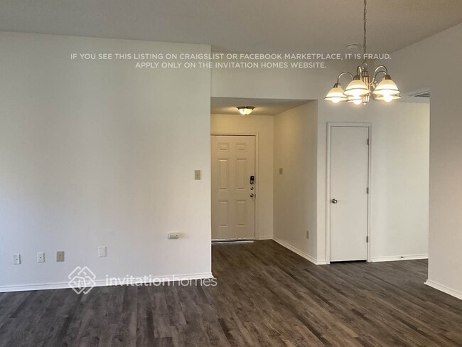 Photo - 8005 Yacht Club Dr