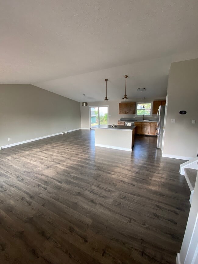 OPEN CONCEPT KITCHEN/ DINING/ LIVING ROOM - 749 Howell St