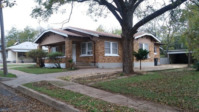 Photo - 408 College St Unit College