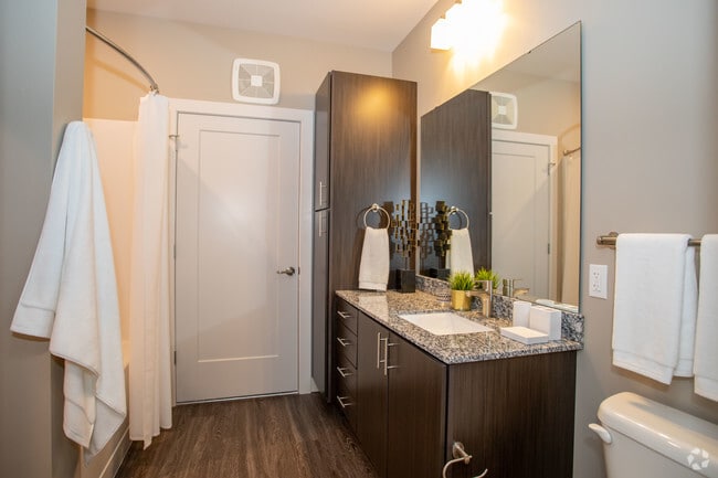 1BR, 1BA - 696 SF Model