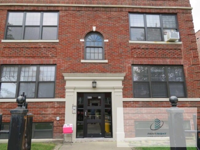 Building Photo - 4101 W Fletcher St Unit 3114 - 1 Rental
