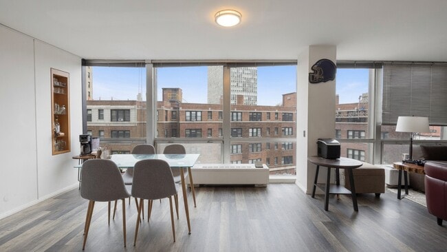 Photo - 2400 N Lakeview Ave Unit 614-615
