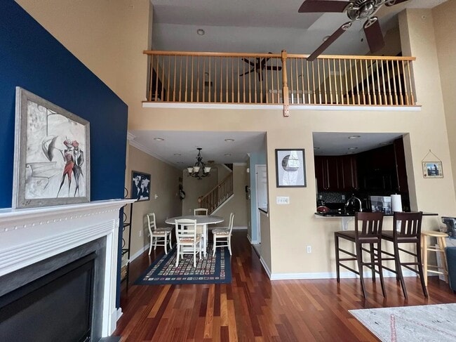 Photo - 117 Donato Cir House