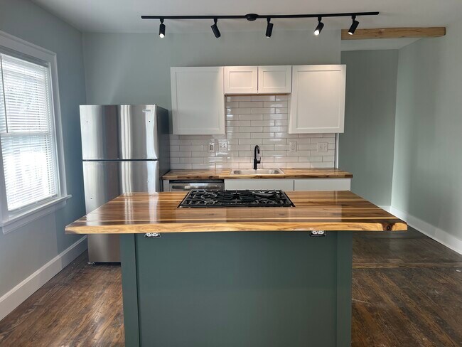 Photo - 6403 Kennedy Ave Unit 3